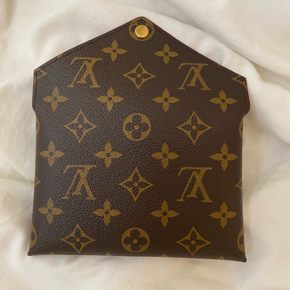 SOLD -Authentic Medium Kirigami Pochette NWOT - Picture 3 of 11